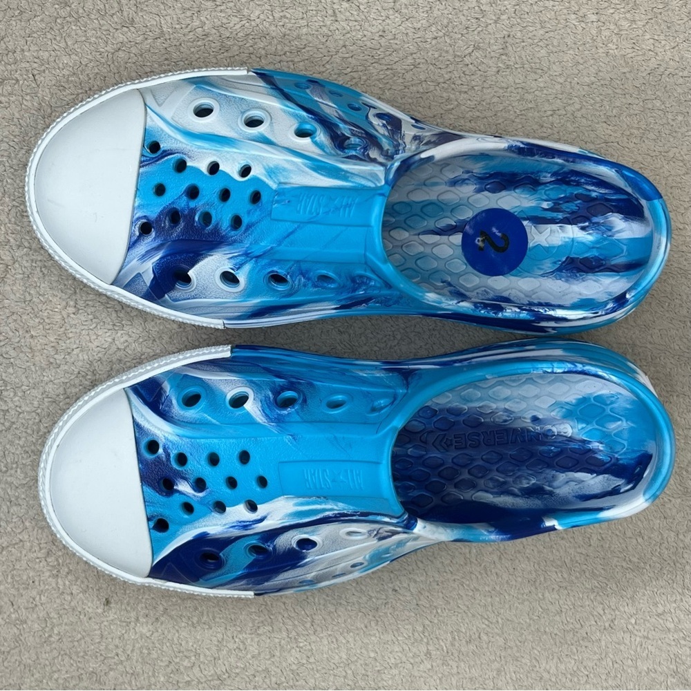 NEW Converse Chuck Taylor All Stars EVA Foam Slip On Sneaker Kids 2 Tie Dye Blue - Picture 9 of 9